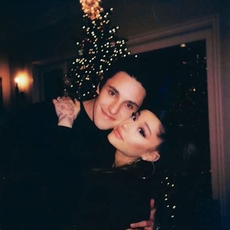 Inside Ariana Grande And Dalton Gomezs Divorce From Their Lockdown