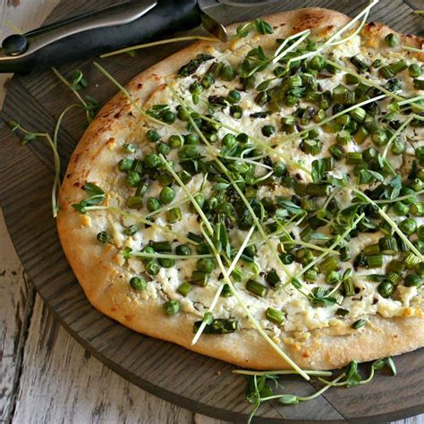 Goat-Cheese-Pizza – Foodsopedia