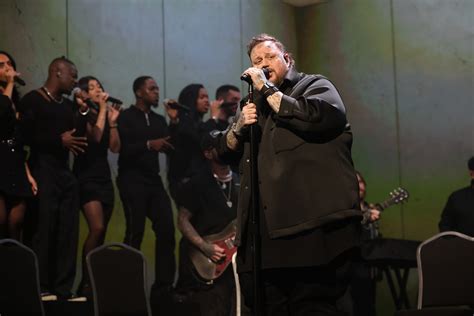 Jelly Roll Makes 'SNL' Debut With 'Beautifully Broken' Songs - SPIN