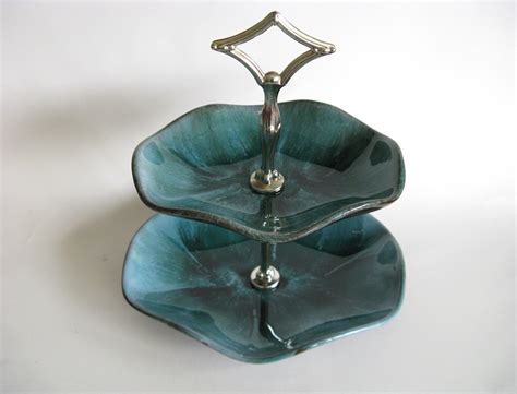 Vintage Blue Mountain Pottery Two Tier Dessert Tidbit Tray
