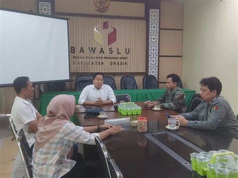 Bawaslu Gresik Telusuri Dugaan Pelanggaran Deklarasi Ratusan Kades