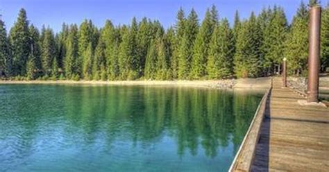 Lodging At Crescent Lake Campground In Crescent Oregon