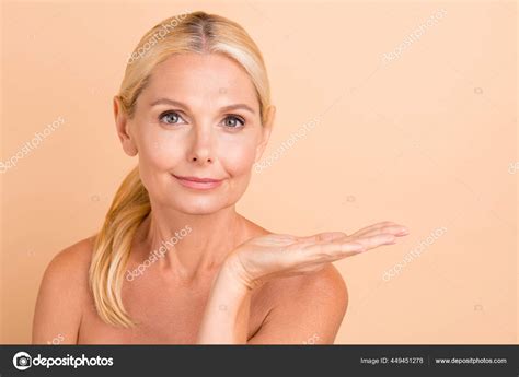 Photo Of Beauty Concept Aged Lady Naked Shoulders Perfect Facial Skin Hold Open Palm Isolated