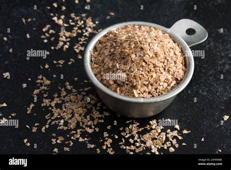 Wheat Bran Hi Res Stock Photography And Images Alamy