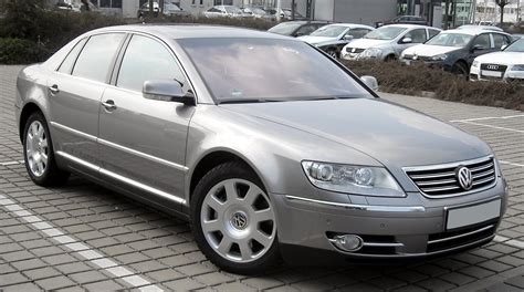 File:VW Phaeton front 20090404.jpg - Wikipedia