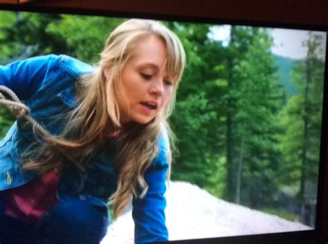 Pin By Tony Perinich On Amber Marshall Pictures Heartland Amy Heartland Episodes Heartland Cast