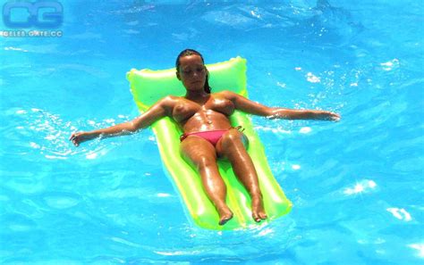 Lucinda Rhodes Flaherty Nude Pictures Photos Playboy Naked Topless Fappening