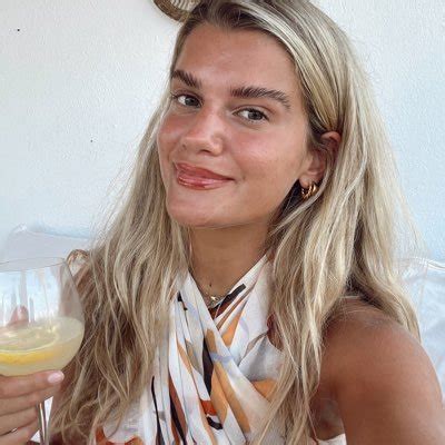 Hot Sexy Tabby Temporal Bikini Pics