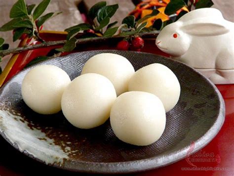 Delicious Tsukimi Dango For The Mid Autumn Festival