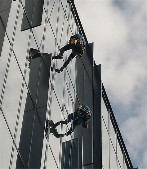 Alpinism Utilitar Bucuresti Servicii Profesioniste La Inaltime