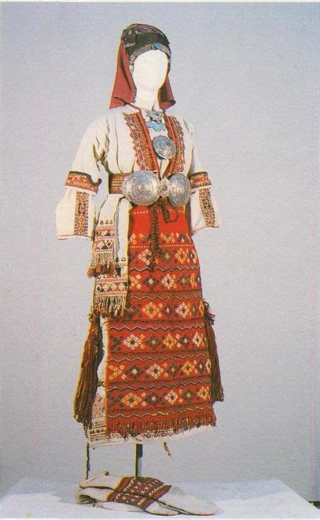 Празничен летен костюм от с. Ковачевица, Гоцеделчевско / Festive summer ...