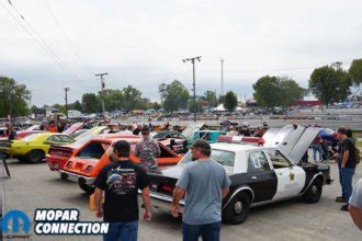 Gallery Holley S 4th Annual 2023 MoParty Draws In Massive Crowd