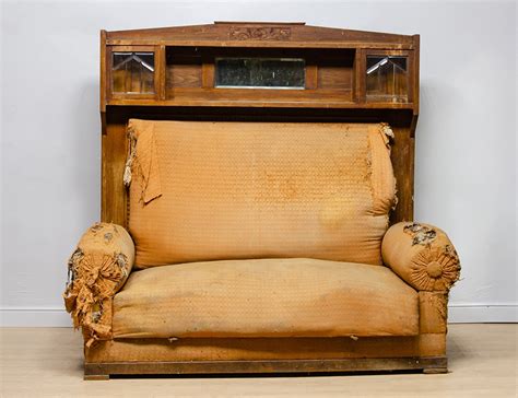 Контора К - Старинный диван с высокой спинкой, артикул ДВ-18681