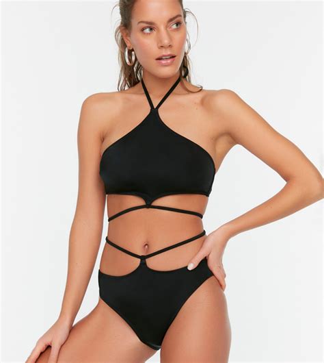 Buy Trendyol Tie Detailed Bikini Set In Black Thstreet Uae