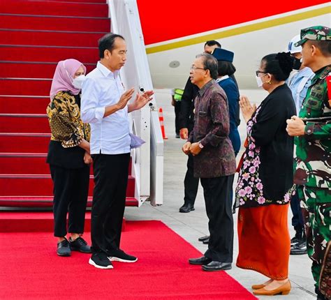 Tiba Di Bali Presiden Joko Widodo Resmikan Pasar Seni Sukawati