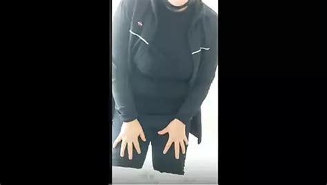 Nieuwsgierige Godin Arabische Milf Vrouw Voetslaaf Femdom Tiener Met Grote Kont Nat Poesje