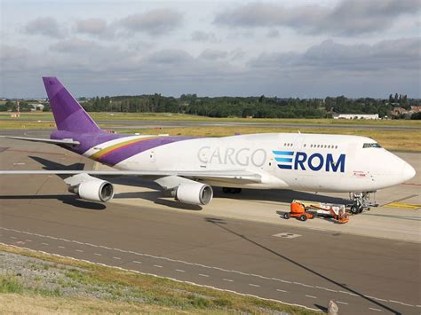 Air One Aviation extends 747 freighter focus as ROM Cargo signs ...