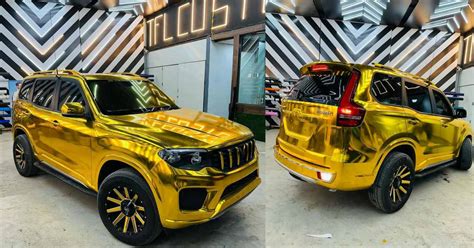 Golden Guys Chrome Gold Mahindra Scorpio N Suv Seen In Pune Video