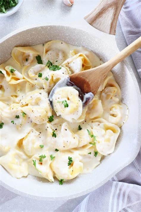 Quick Tortellini Alfredo Crunchy Creamy Sweet