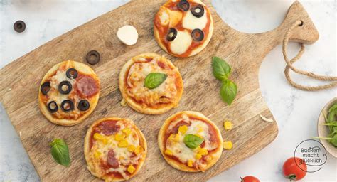 Mini Pizza Backen macht glücklich