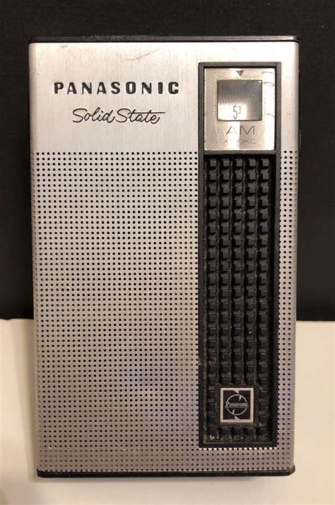 Vintage Panasonic Transistor Radio R Handheld Solid State Am