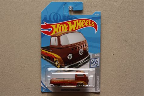 Hot Wheels 2019 Volkswagen Volkswagen T2 Pickup Copper