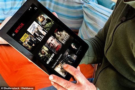 netflix australia axes   day  trial period  replaces