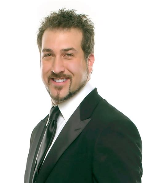 Interview with Joey Fatone - MediaMikes