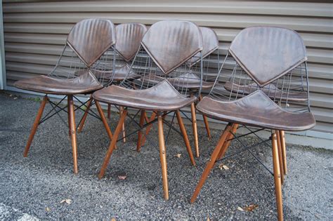 Set Of Six Wire Chairs With Dowel Legs And Bikini Pad Machine Age New England S Largest