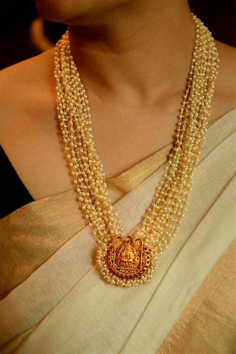 Pin By Anu Thomas On Ornaments Bridal Jewelry Beaded Jewelry Gold