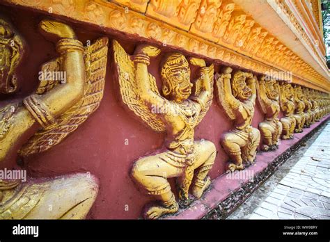 Khmer Design Hi Res Stock Photography And Images Alamy