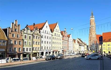 Wohn Und Gesch Ftshaus In Exklusiver Lage Am Dreifaltigkeitsplatz In