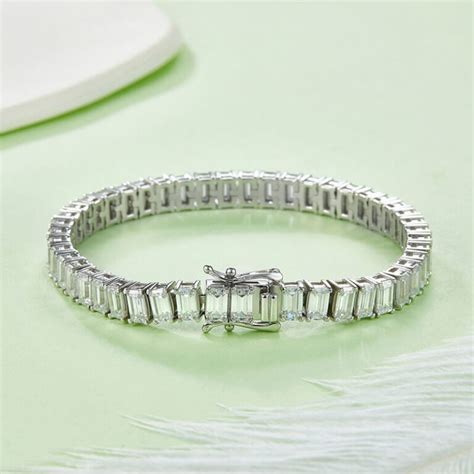 Shop Emerald Cut Moissanite Tennis Bracelet Online