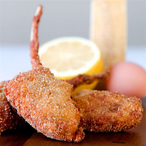 FRIED LAMB CHOPS RECIPE in traditional Italian batter