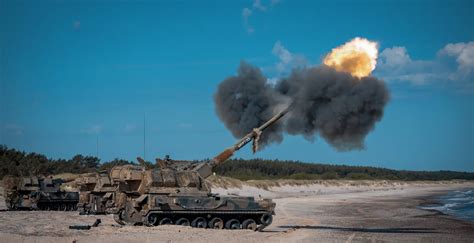 Polish Army Buys Krab Howitzers For M