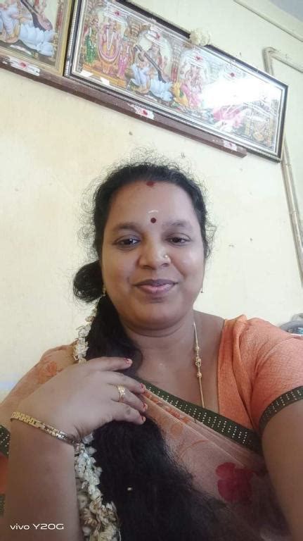 Shemale Hot Desi South Indian Mallu Aunty Crossdresser Kerala