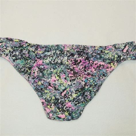 Victoria S Secret Swim Victorias Secret The Knockout Bikini Bottom Med Poshmark