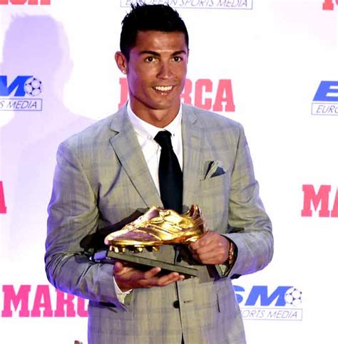 Cristiano Ronaldo receives record fourth Golden Boot