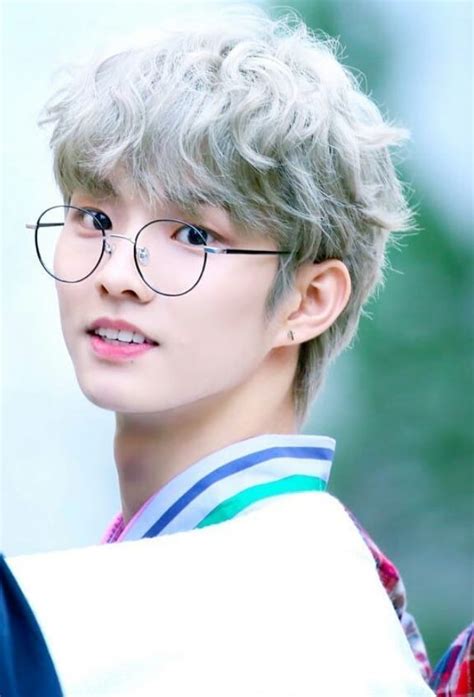 Pin By Elly On ↬the Boyz Changmin The Boyz Korean Idol Day6