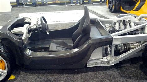 Chassis And Carbon Fiber Monocoque Of The Mclaren P1 [1280x722] [oc] Racing Car Design