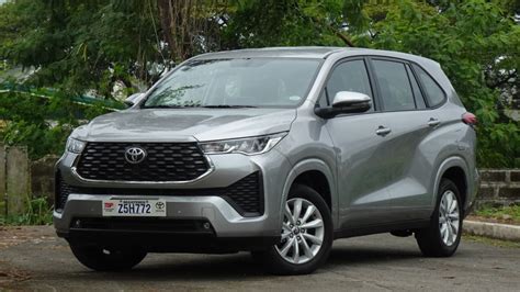 Toyota Zenix V Review Price Photos Specs