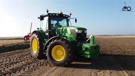 Foto John Deere R