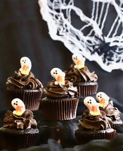 Chocolate Halloween Cupcakes And Chocolate Buttercream Icing