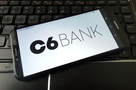 C6 Bank lança conta internacional em dólar para clientes PJ Mercado