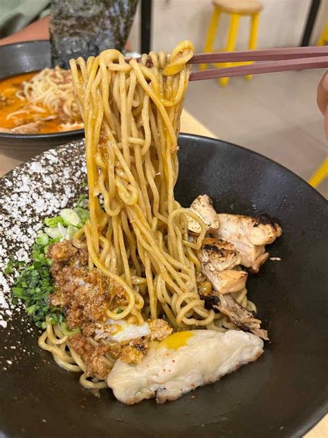 Naked Chicken Ramen Juara Review Francine Alexandra Di Restoran