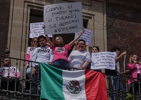 Las imágenes de la Marcha por nuestra democracia en el Zócalo