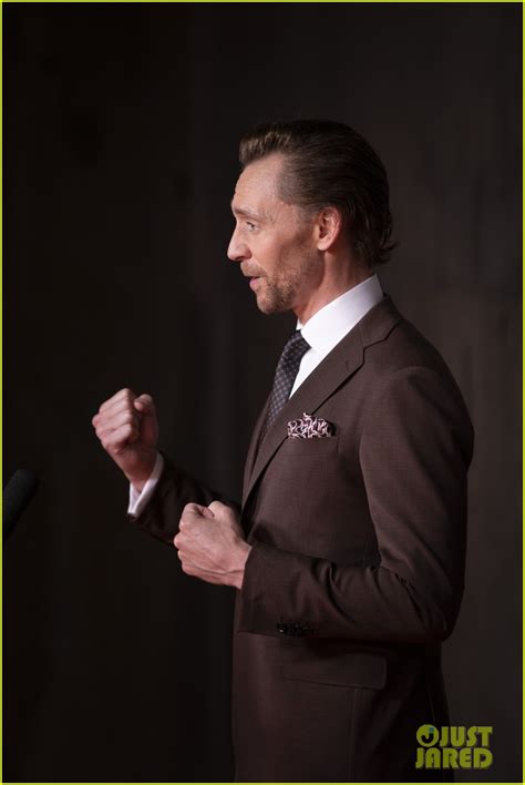 Tom Hiddleston Owen Wilson Celebrate Loki Premiere From London La