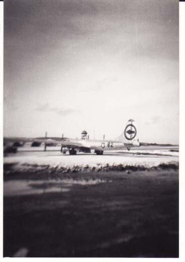 Enola Gay Tinian Island 1945 EPHEMERA PHOTOGRAPHS MILITARY ARTWORK U S Militaria Forum