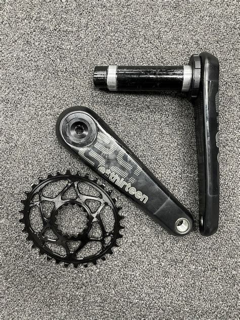 2021 E13 TRS Race Crankset 175 With Absolute Black 32t Oval For Sale