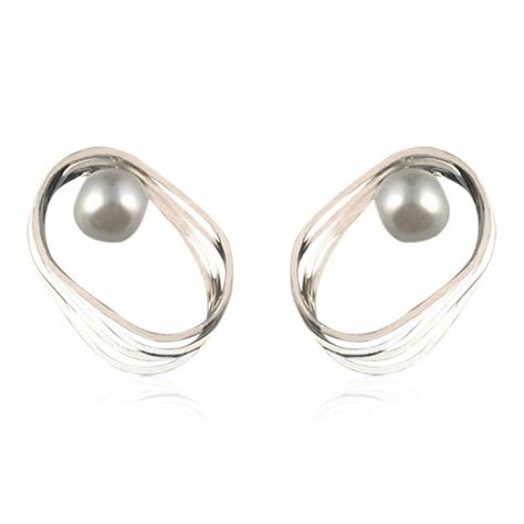 Buy Contemporary Pearl Earrings Online